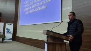 “Yabancı Öğrenciler Dış Ticaret Elçilerimiz” projesi kapsamında Tokat Gaziosmanpaşa Üniversitesi Konferans salonunda seminer düzenlendi.